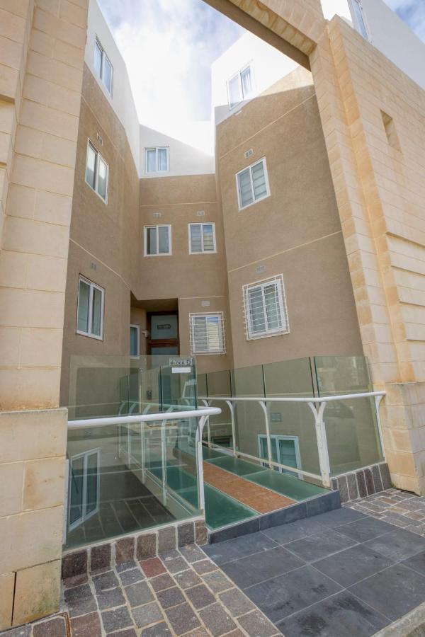 Apartment With Pool-Hosted By Sweetstay Zebbug (Gozo) Exterior photo